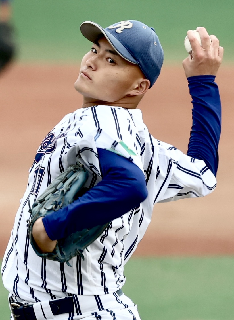 拓大対立正大　7回表拓大1死満塁、5番手で登板する立正大・林（撮影・河田真司）