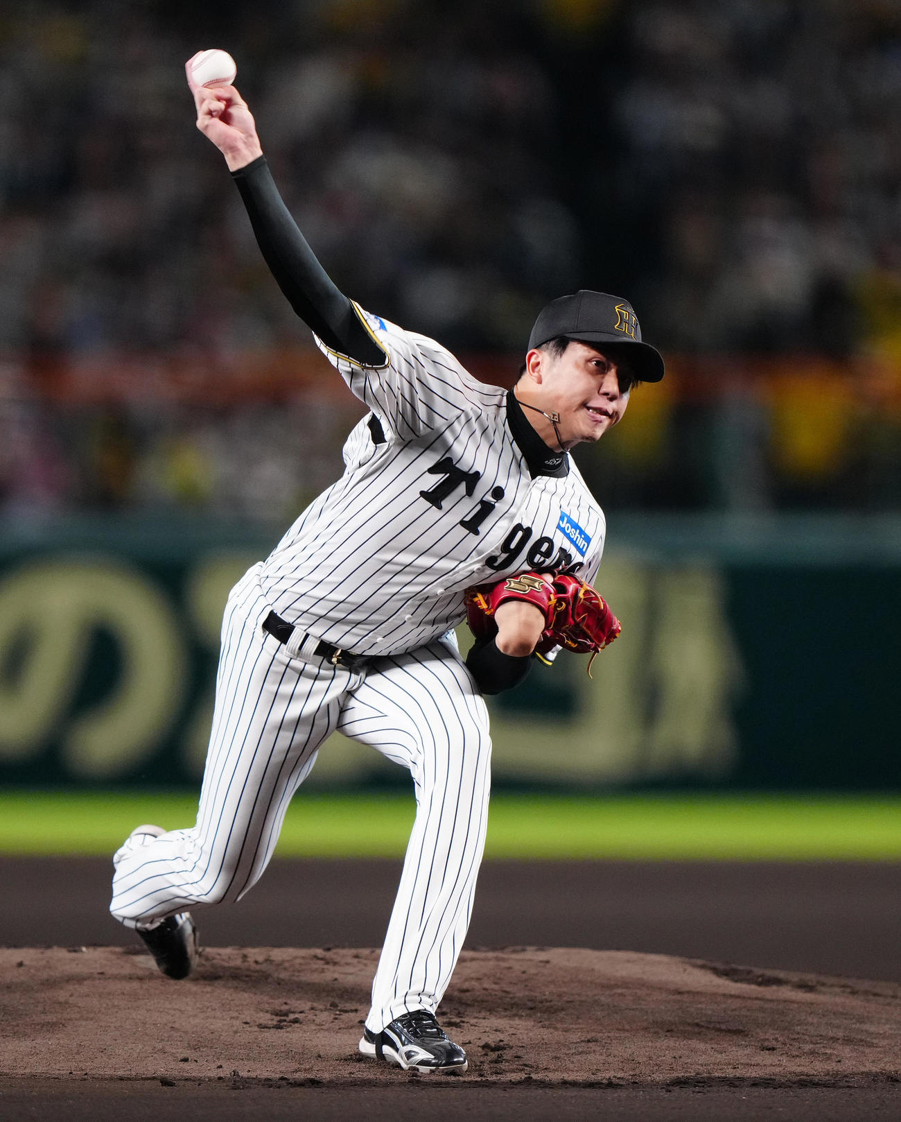 阪神対ソフトバンク　先発し力投する阪神才木（撮影・鈴木みどり）
