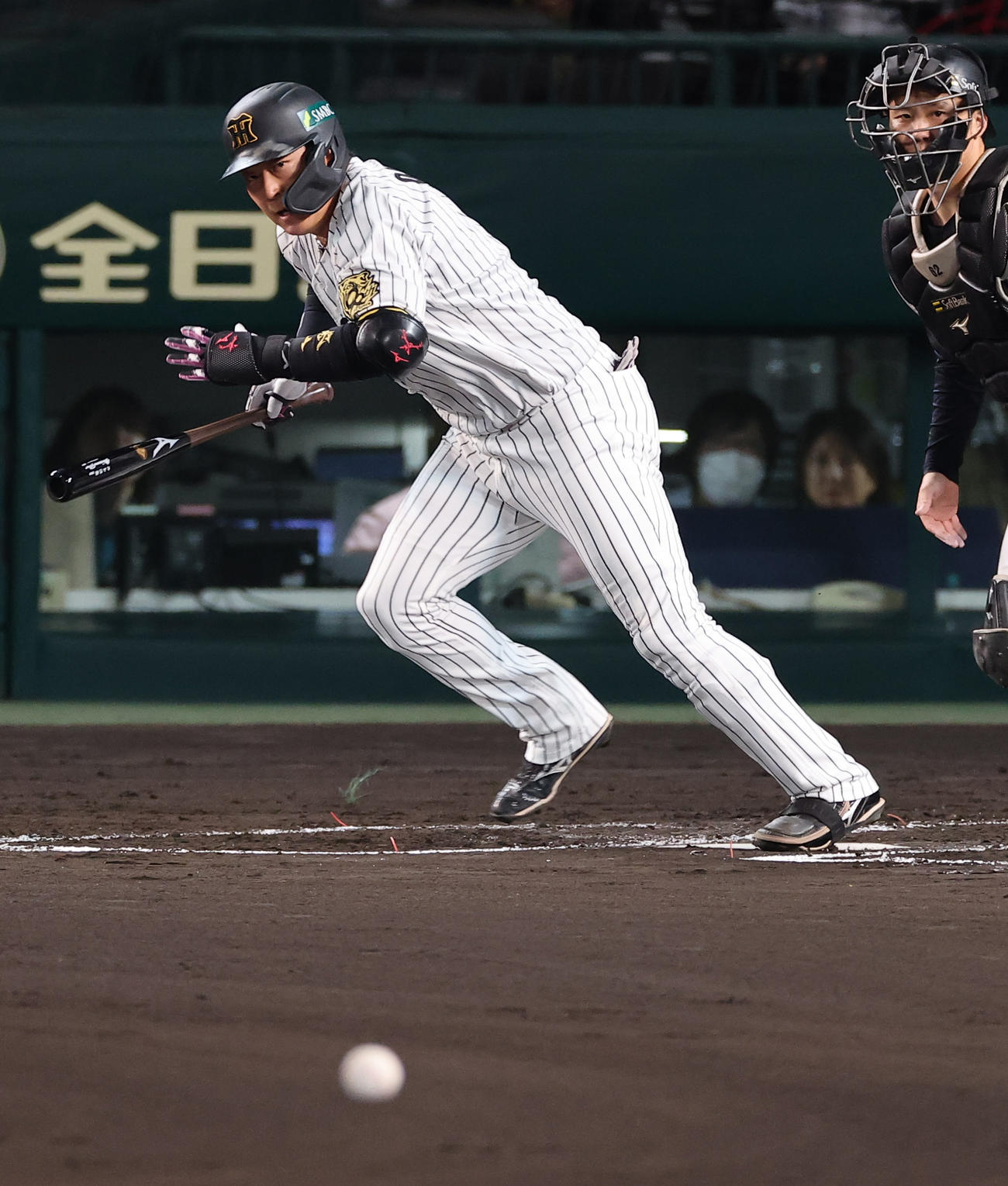 阪神対ソフトバンク　2回裏阪神1死、大山は安打を放つ（撮影・上田博志）