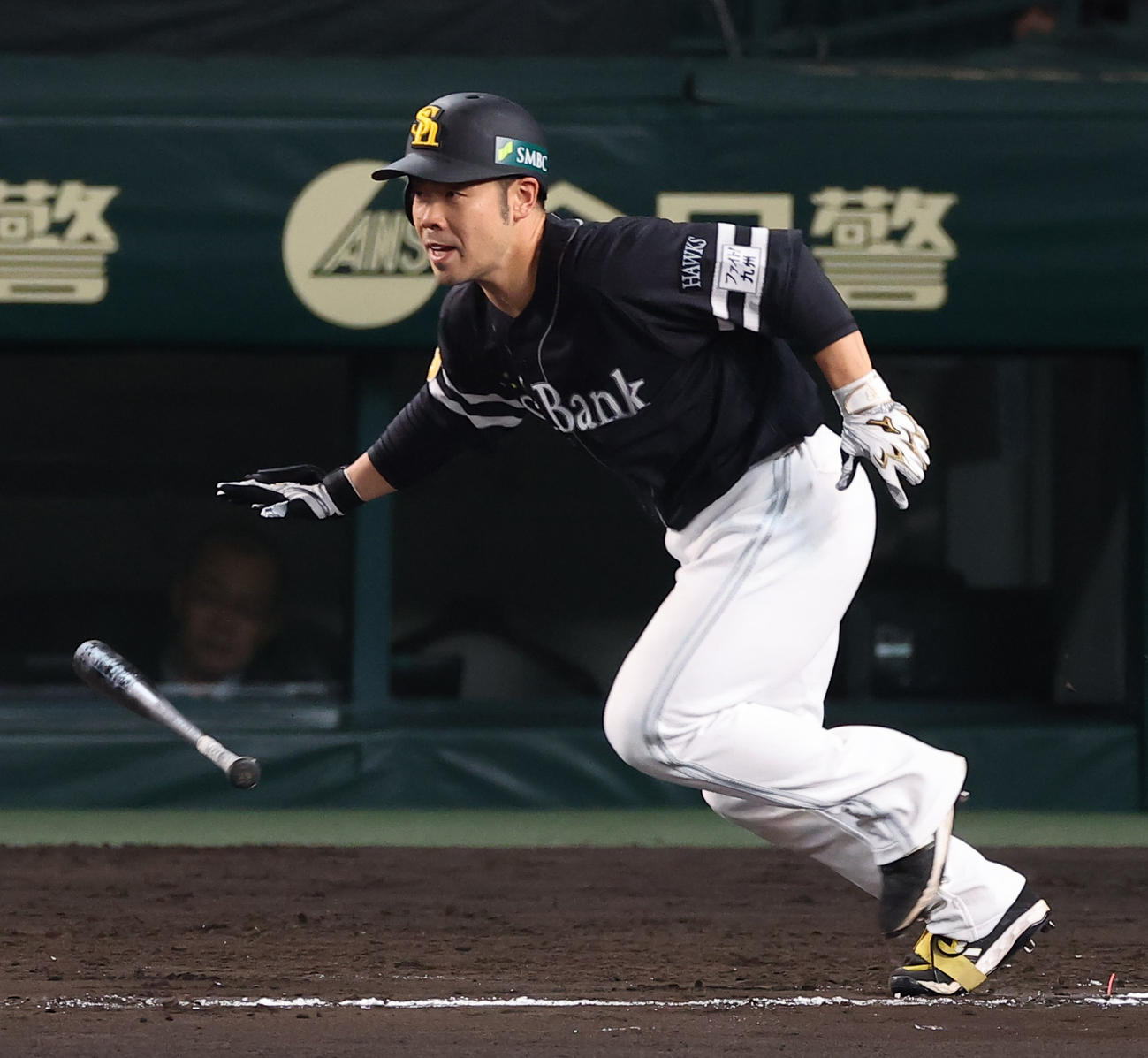 阪神対ソフトバンク　6回表ソフトバンク2死二塁、近藤は右前適時打を放つ（撮影・上田博志）