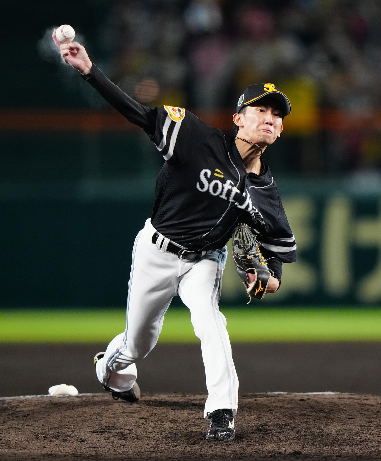 阪神対ソフトバンク　先発し力投するソフトバンク大津（撮影・鈴木みどり）