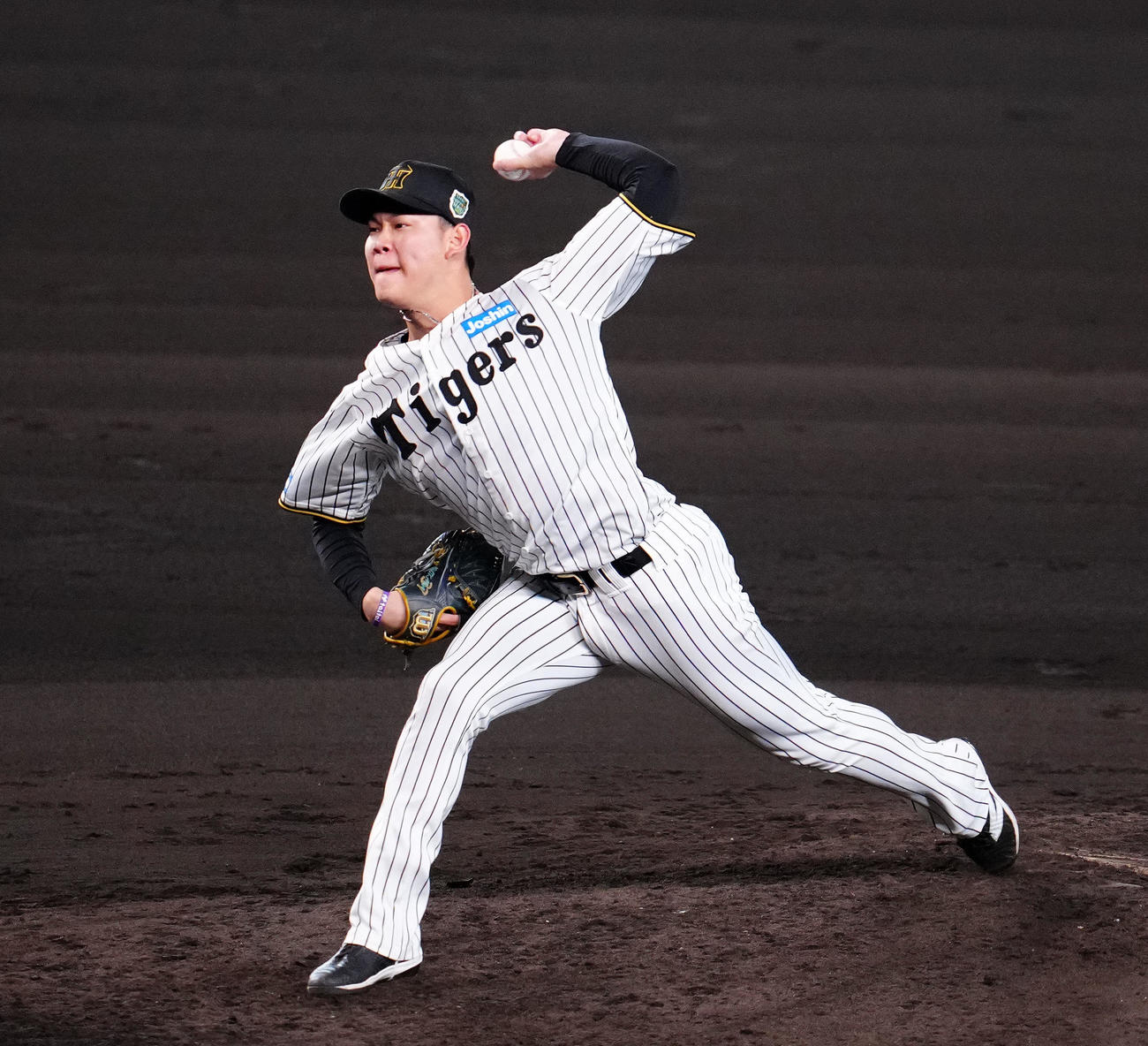 阪神対ソフトバンク　阪神2番手の及川（撮影・江口和貴）