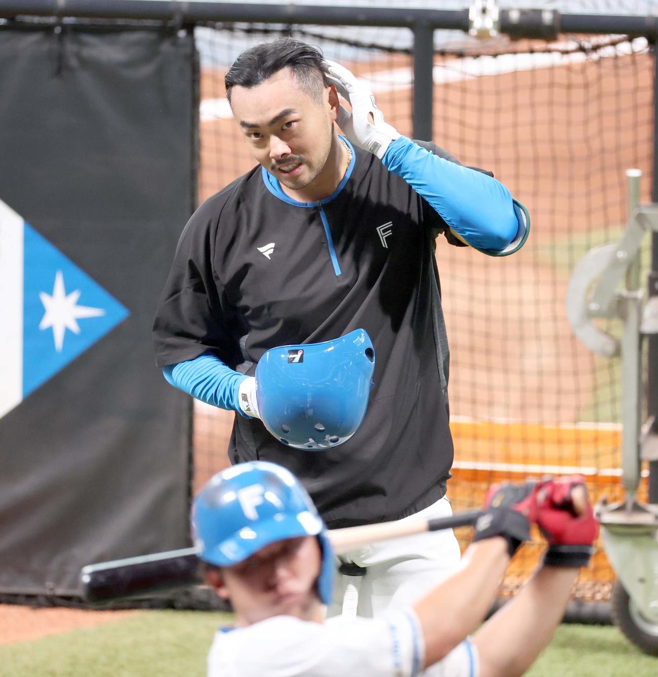 日本ハム1軍秋季キャンプにテスト生として参加の林家正（撮影・黒川智章）