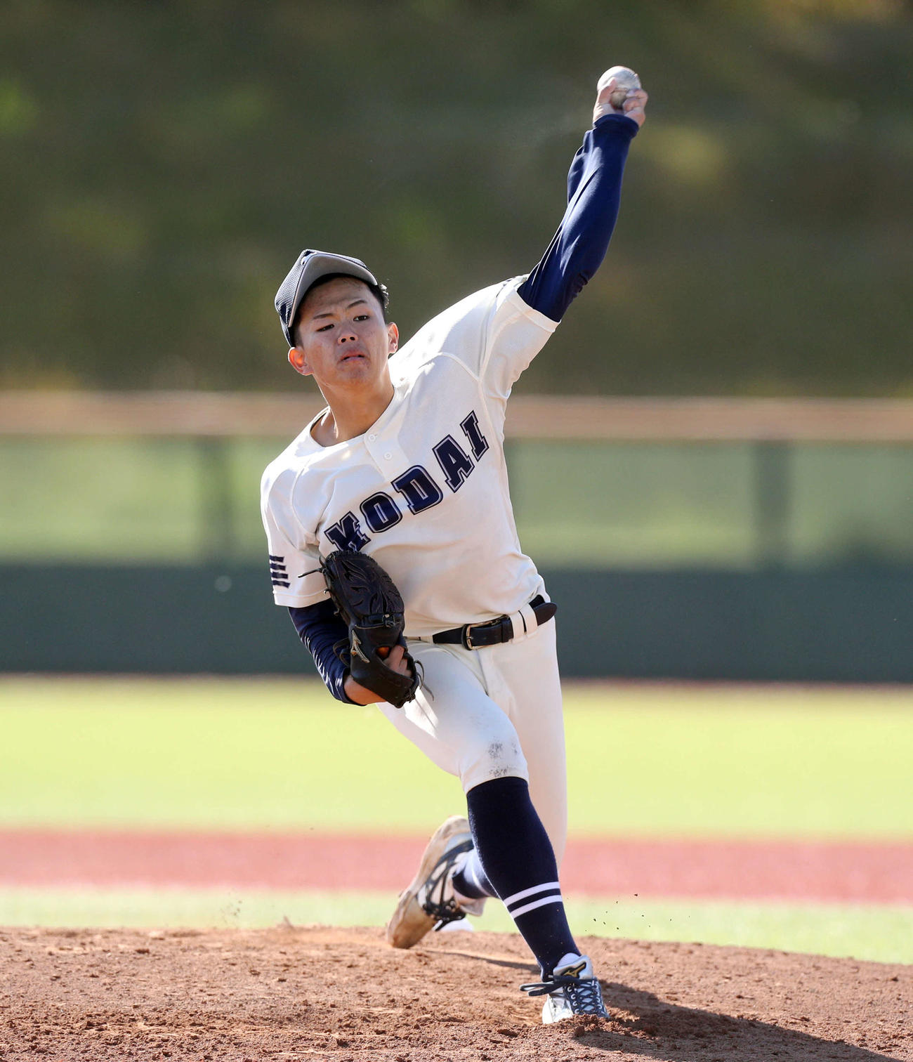 仙台大対東北工大　先発した東北工大・佐藤（撮影・木村有優）