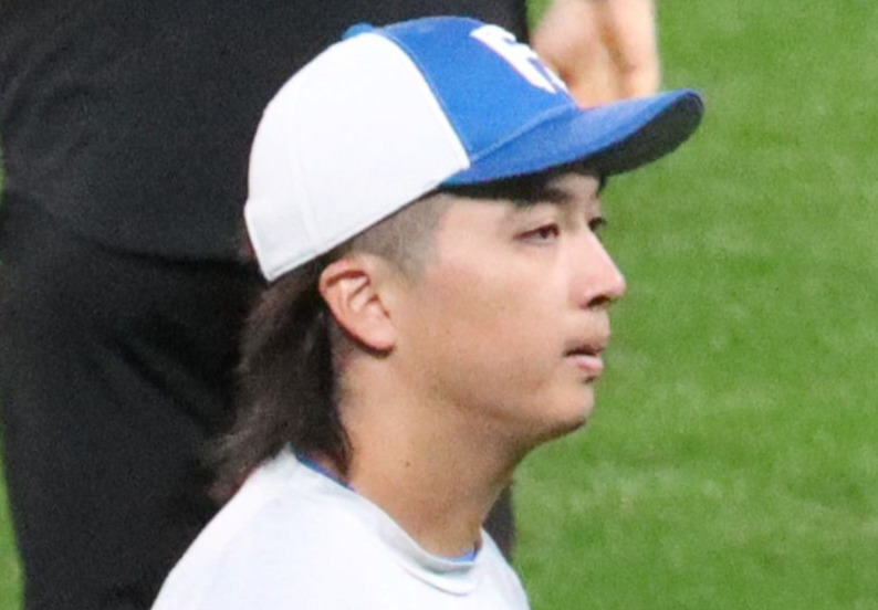 サイドを刈り上げた日本ハム山本拓の新ヘアスタイル