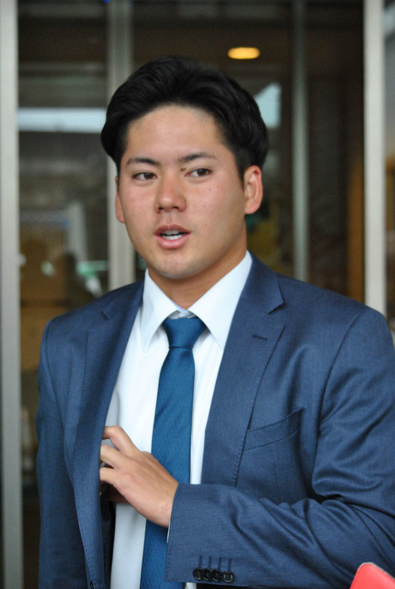 中日金丸は侍ジャパン合宿が行われる宮崎へ出発する