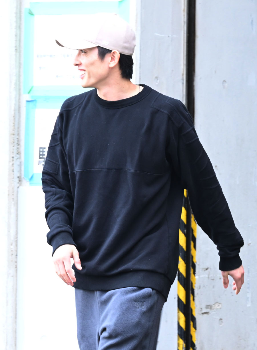 球場に姿を見せた周東（撮影・林敢治）