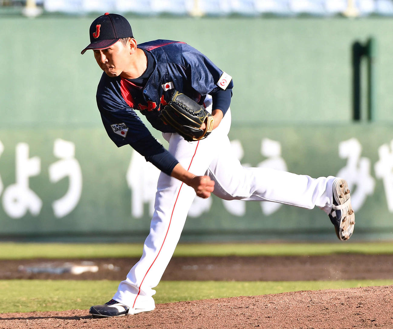 日本対広島　8回裏から登板した、日本5番手の西口（撮影・岩下翔太）