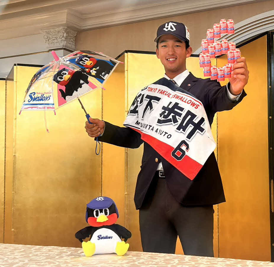 仮契約を結んだヤクルト1位松下（撮影・平山連）