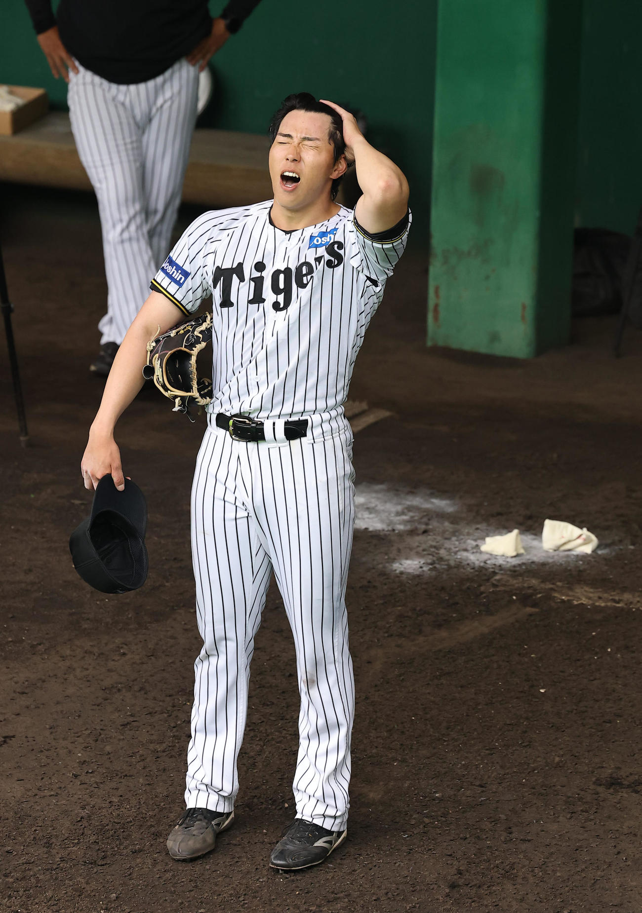 ブルペンで300球を投げた工藤は充実した表情を見せる（撮影・上田博志）