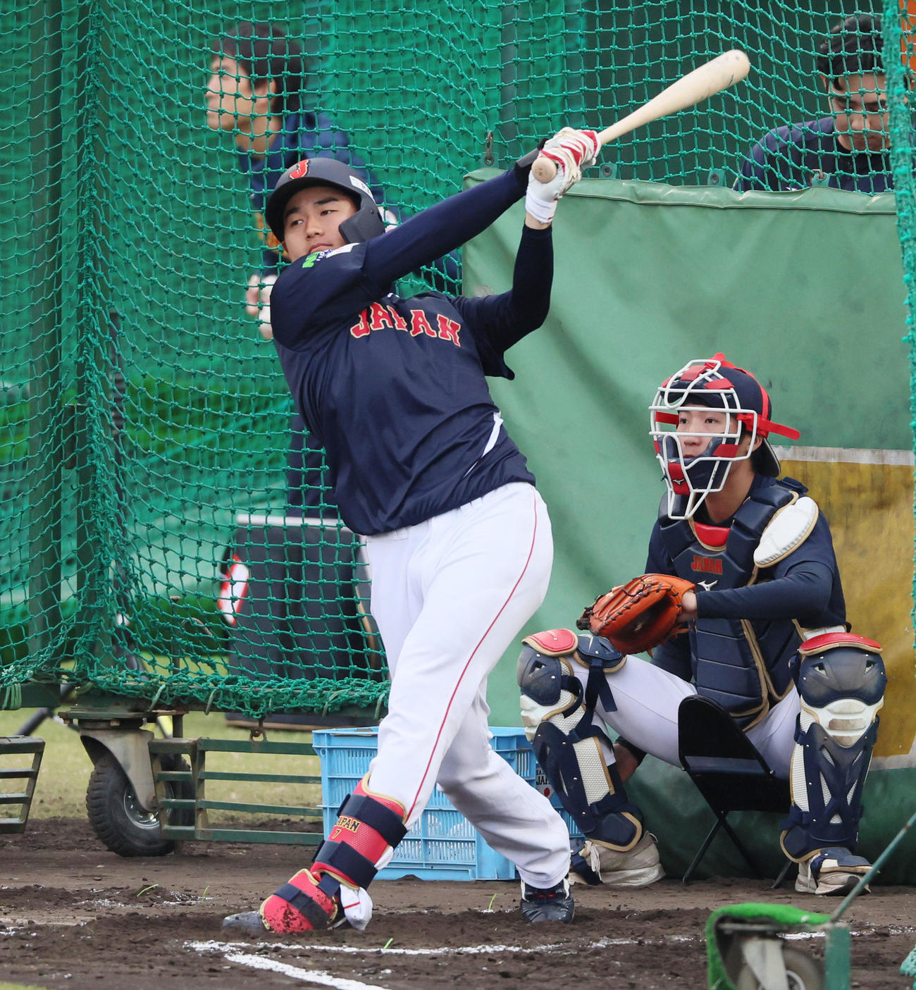 打撃練習する西川（撮影・加藤哉）