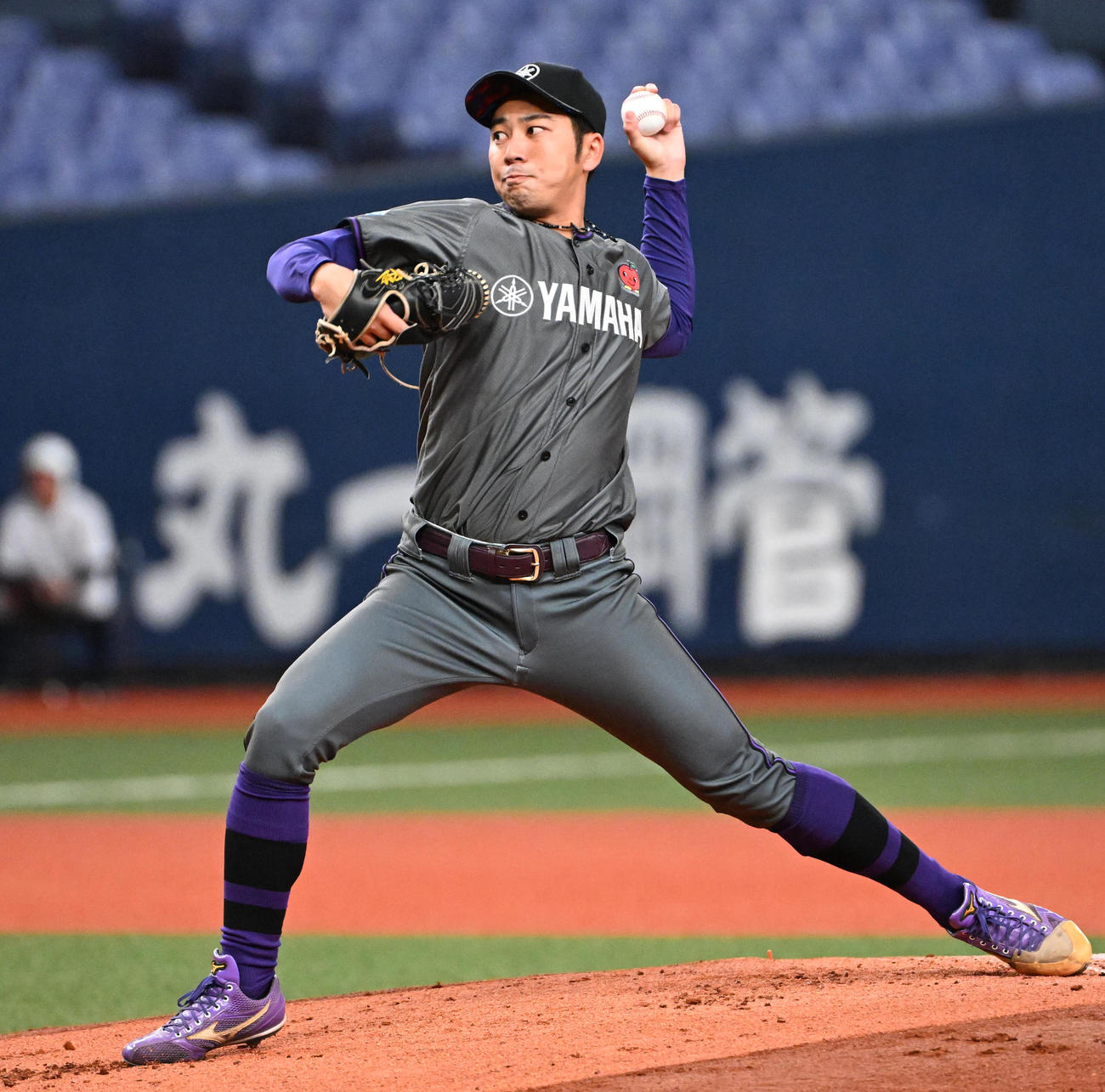 日本生命対ヤマハ　ヤマハ先発の佐藤廉（撮影・石井愛子）