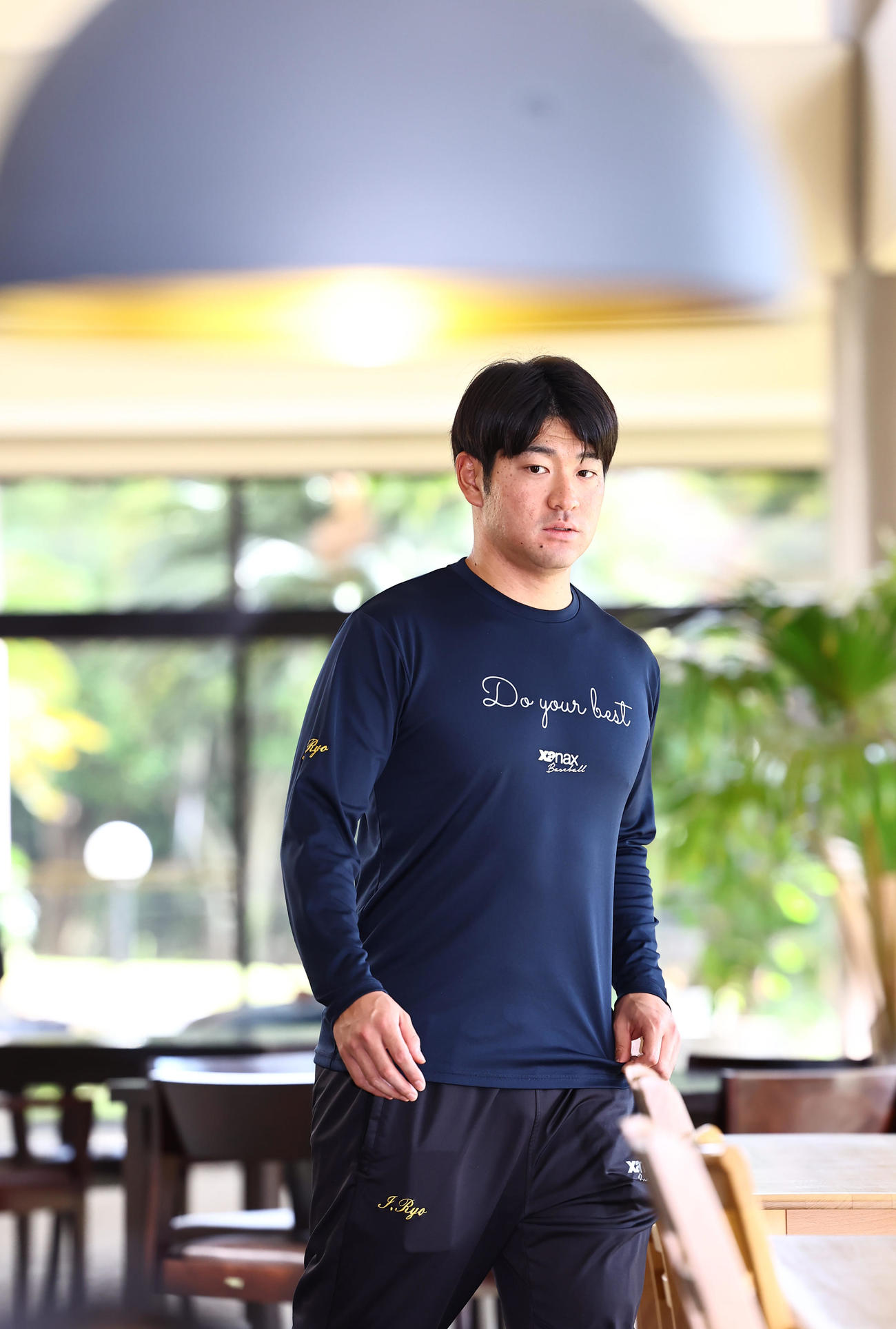 契約更改を終えた伊藤稜（撮影・上田博志）