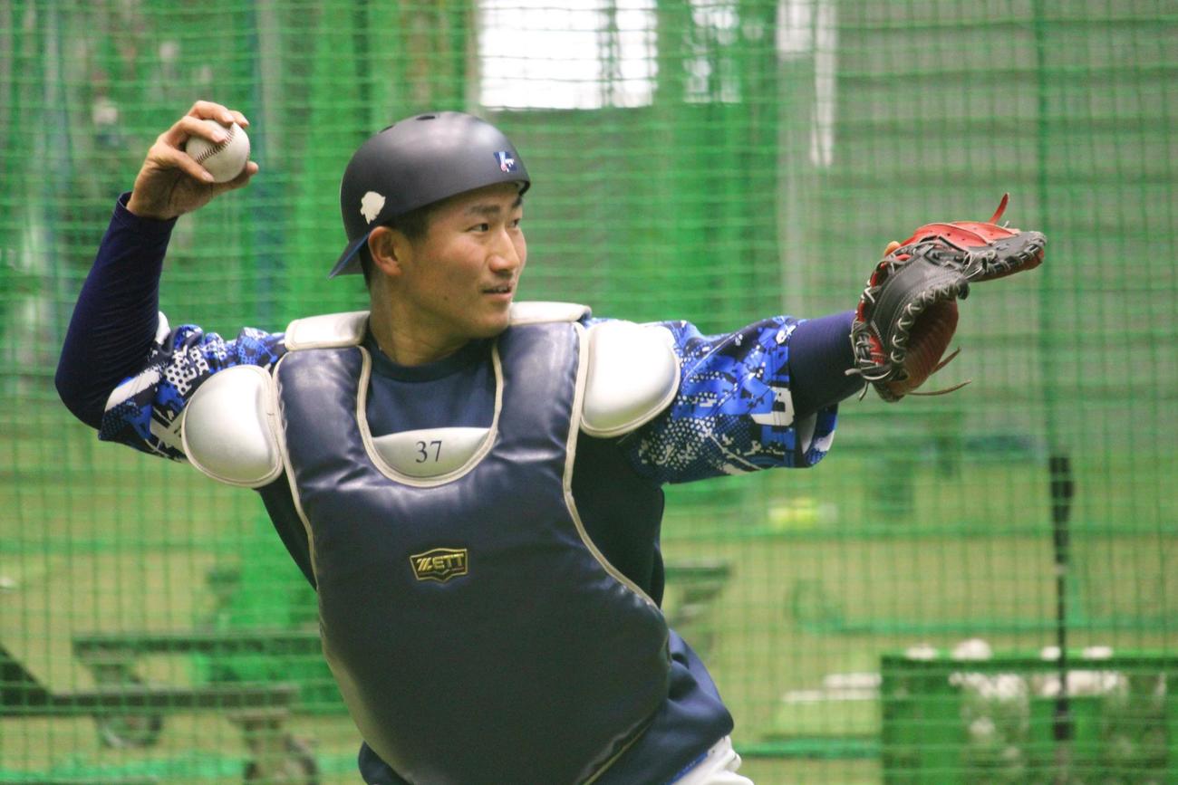 西武】野村大樹が捕手練習の本格開始に「ワクワクできる」と前向き