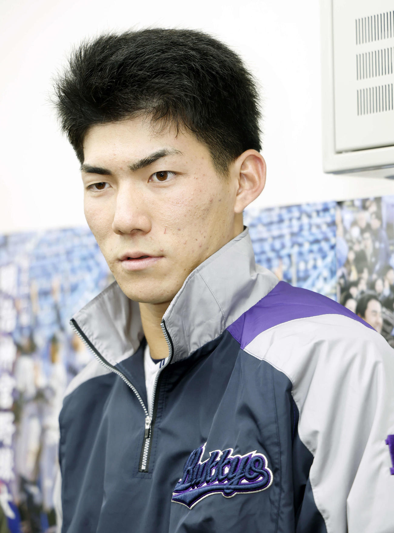 日本文理大対佛教大　試合後の取材に応える佛教大・赤木（撮影・山本朝陽）