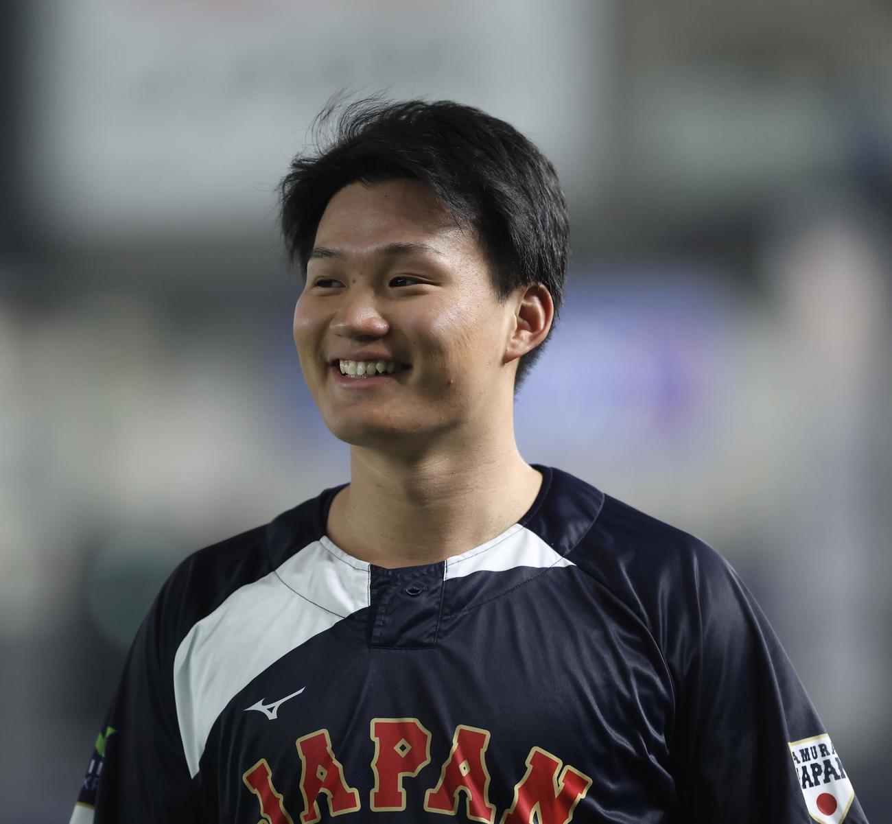 日本対韓国　試合前、練習に臨む森下（撮影・河田真司）