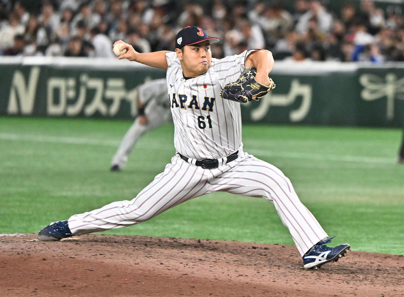 日本対韓国　9回表、日本6番手で登板する平良（撮影・滝沢徹郎）