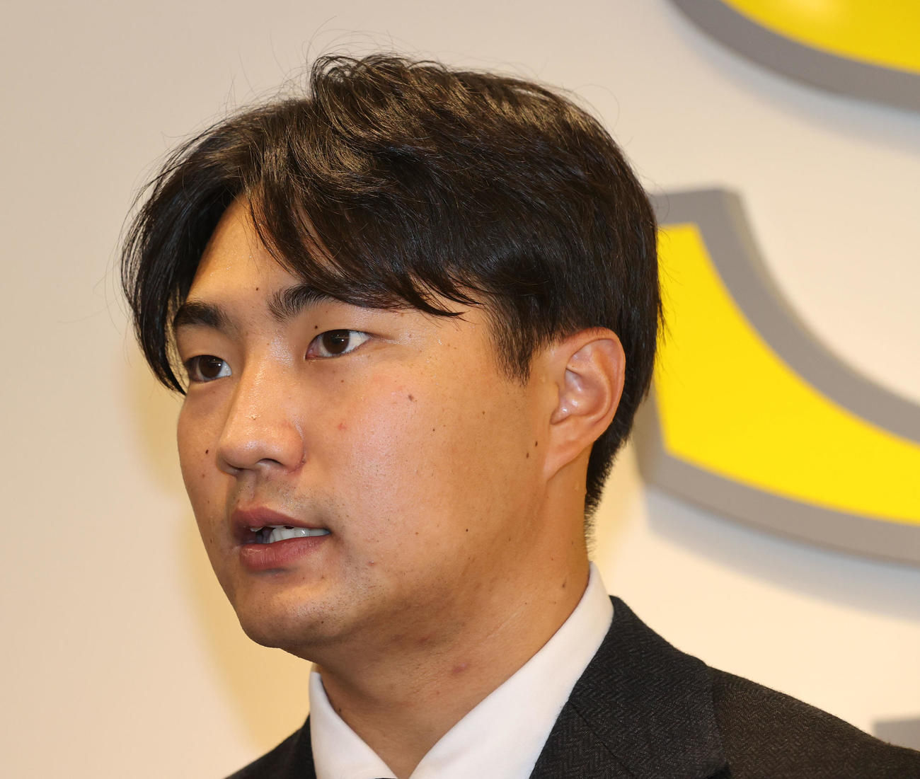 育成で再契約をしたソフトバンク村田（撮影・梅根麻紀）
