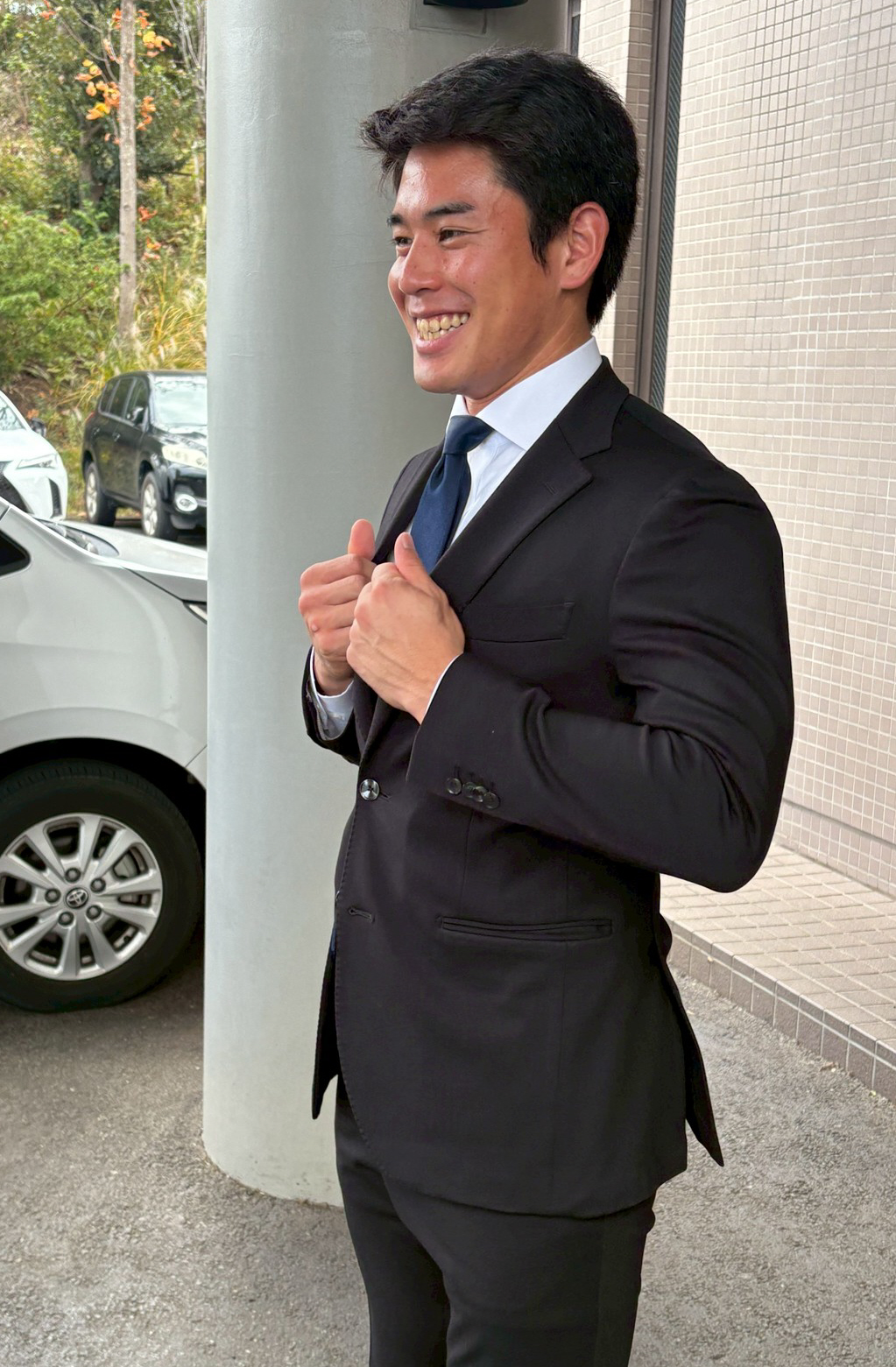 育成契約を結び襟を正す日本ハム宮内