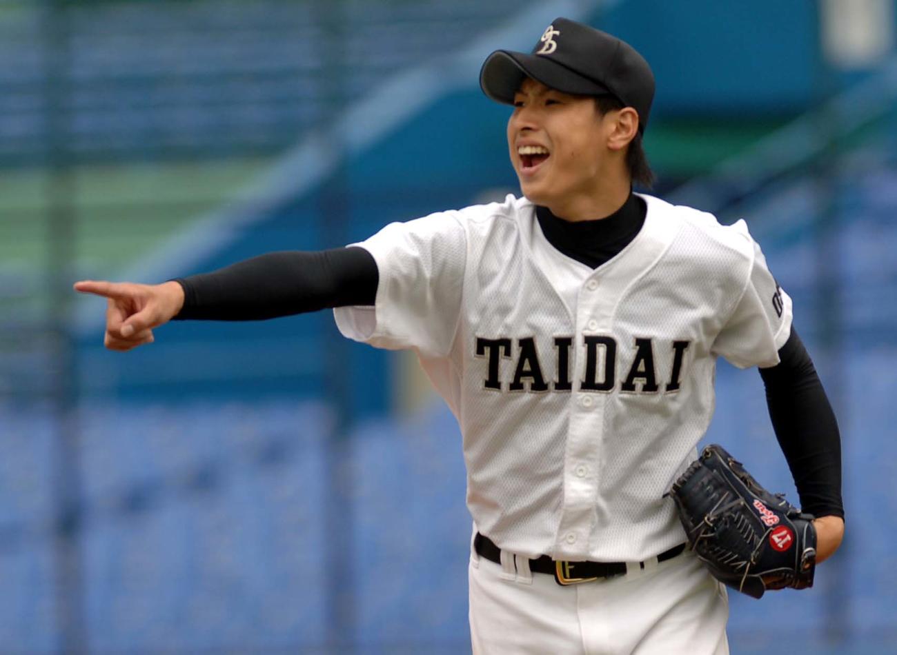 2006年6月10日、全日本大学選手権で登板する大体大の村田