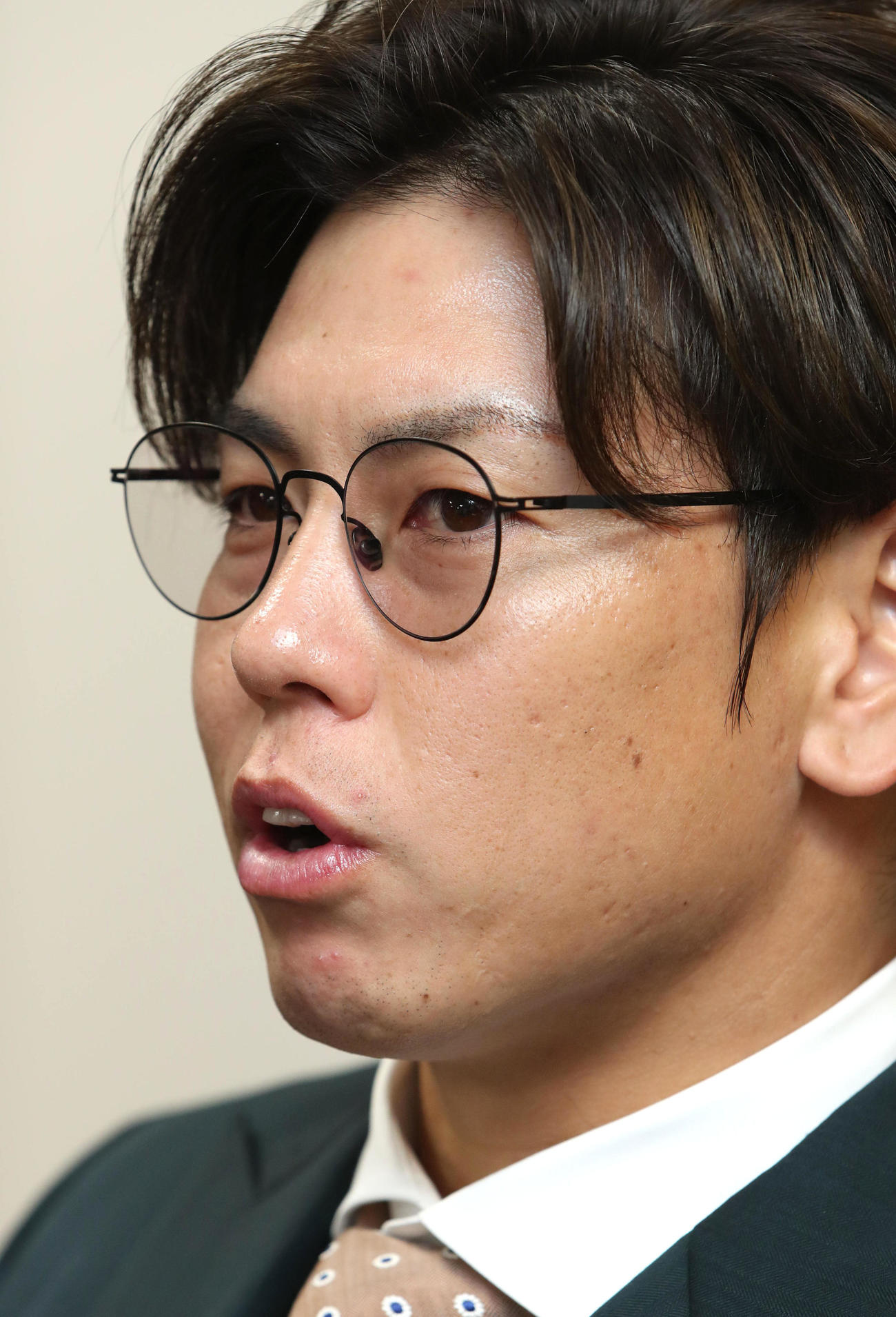 契約更改を終え会見する阪神梅野隆太郎（撮影・白石智彦）