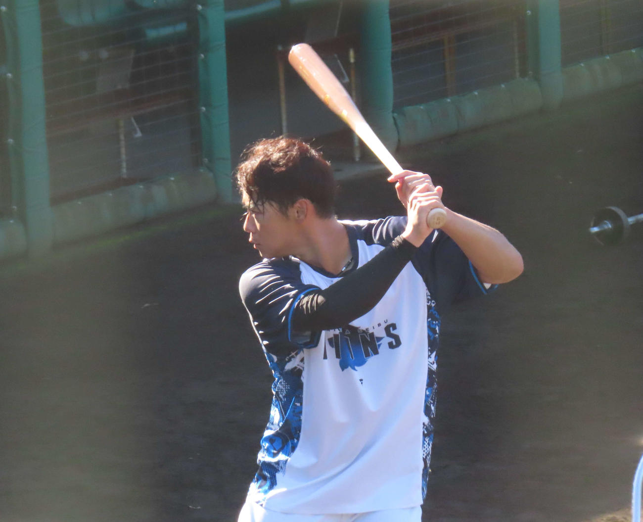 西武秋季キャンプ　打撃練習を行う平沢（撮影・北村健龍）