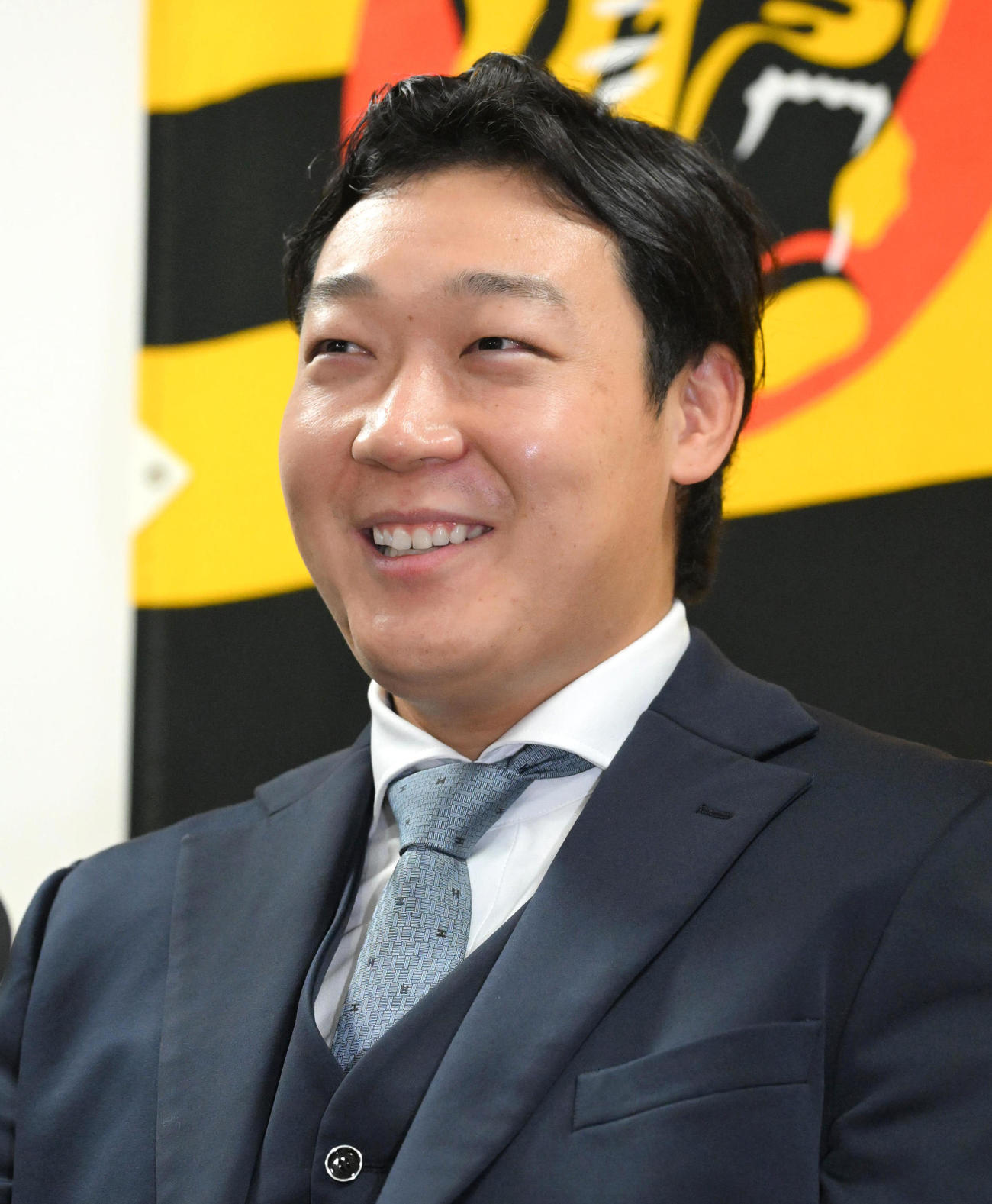 契約更改を終え会見する阪神大山（撮影・石井愛子）