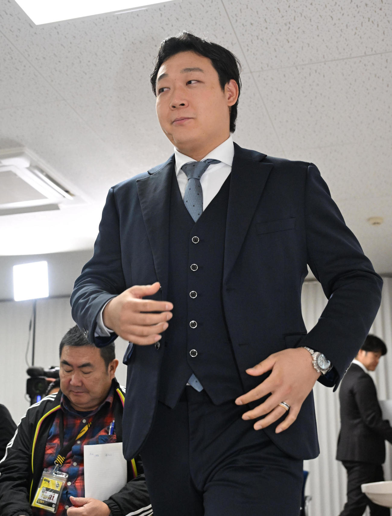 契約更改を終え会見する阪神大山（撮影・石井愛子）