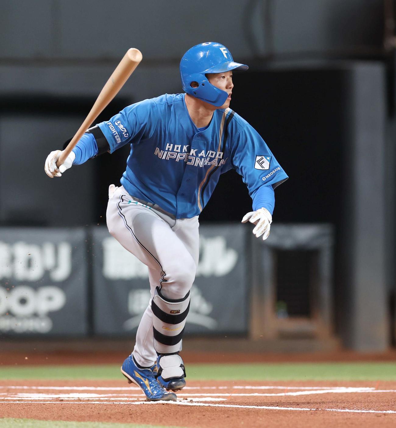 日本ハム】FA石井一成が札幌会場のイベント参加「ファンの皆さんに感謝