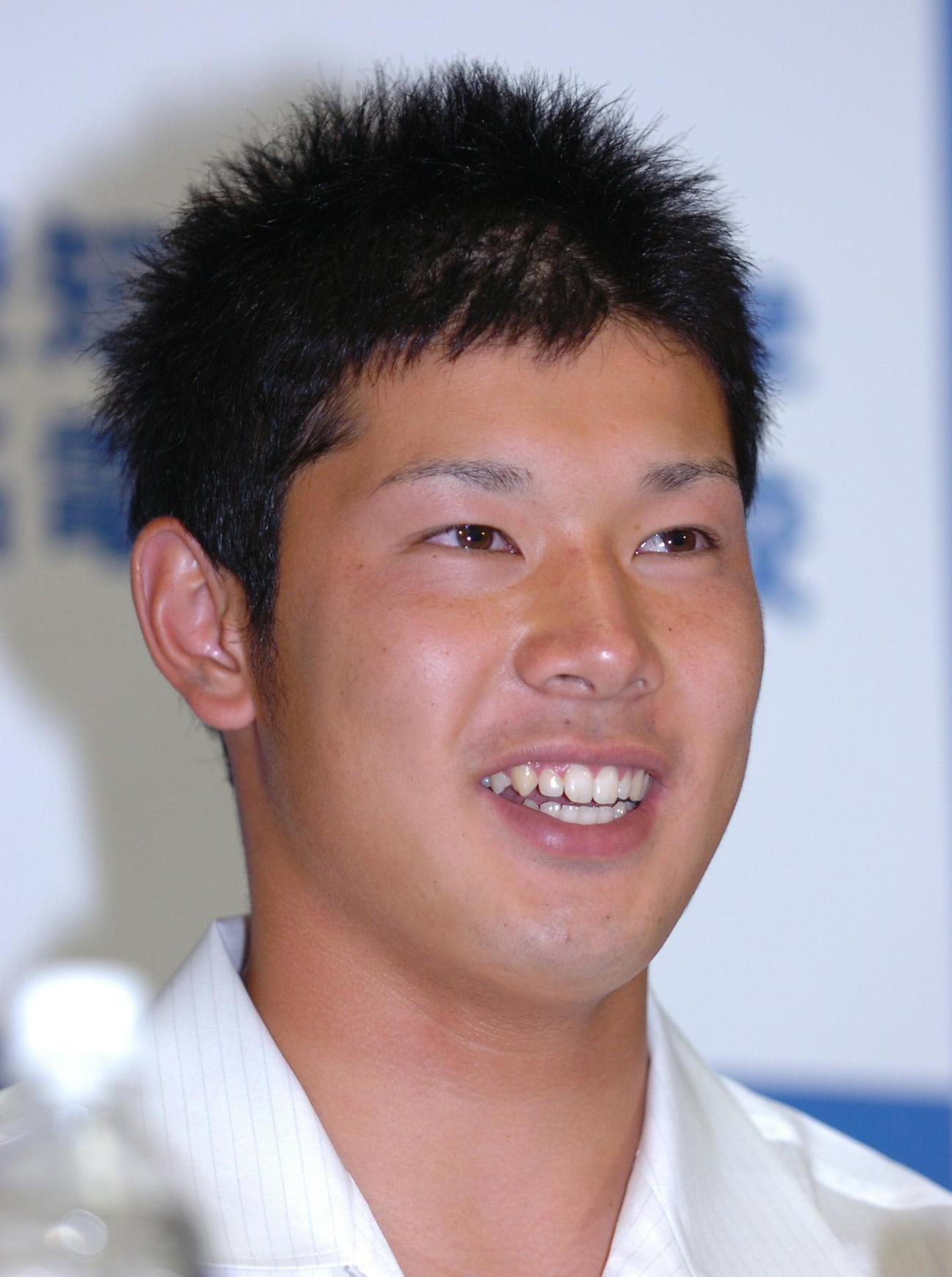 2006年高校生ドラフト1位で中日に指名された愛工大名電の堂上直倫