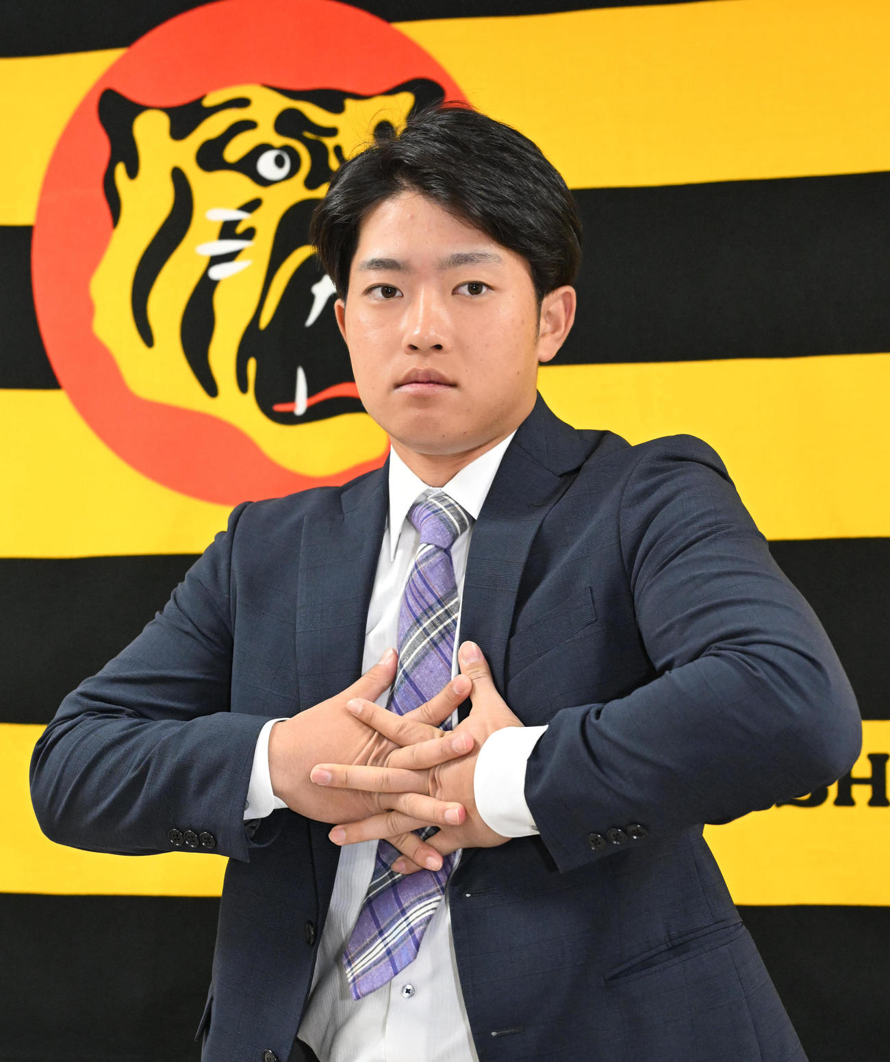 契約更改を終え会見する阪神中川（撮影・石井愛子）