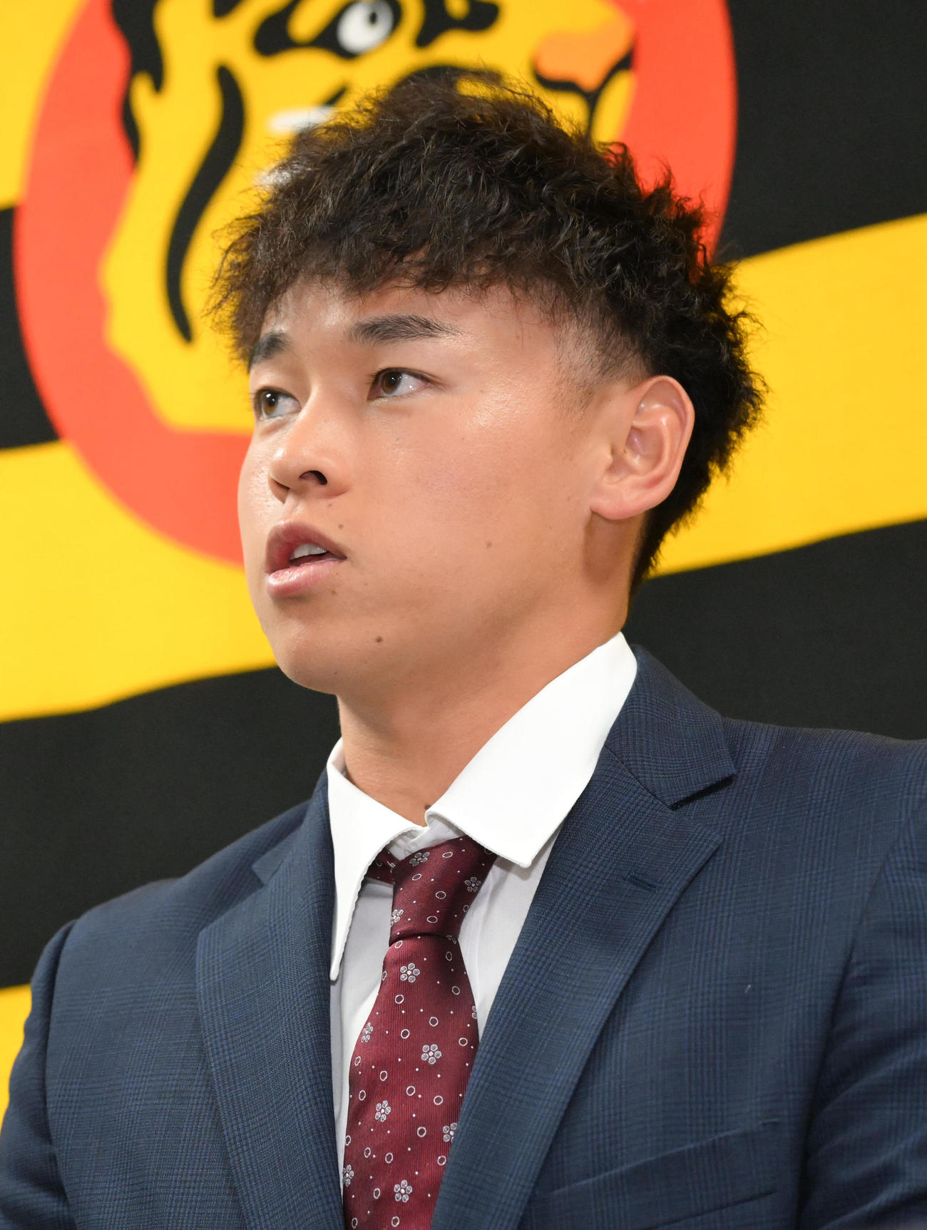 契約更改を終え会見する阪神早川（撮影・石井愛子）
