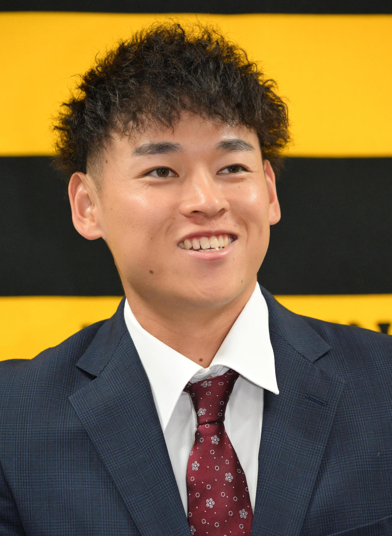 契約更改を終え会見する阪神早川（撮影・石井愛子）