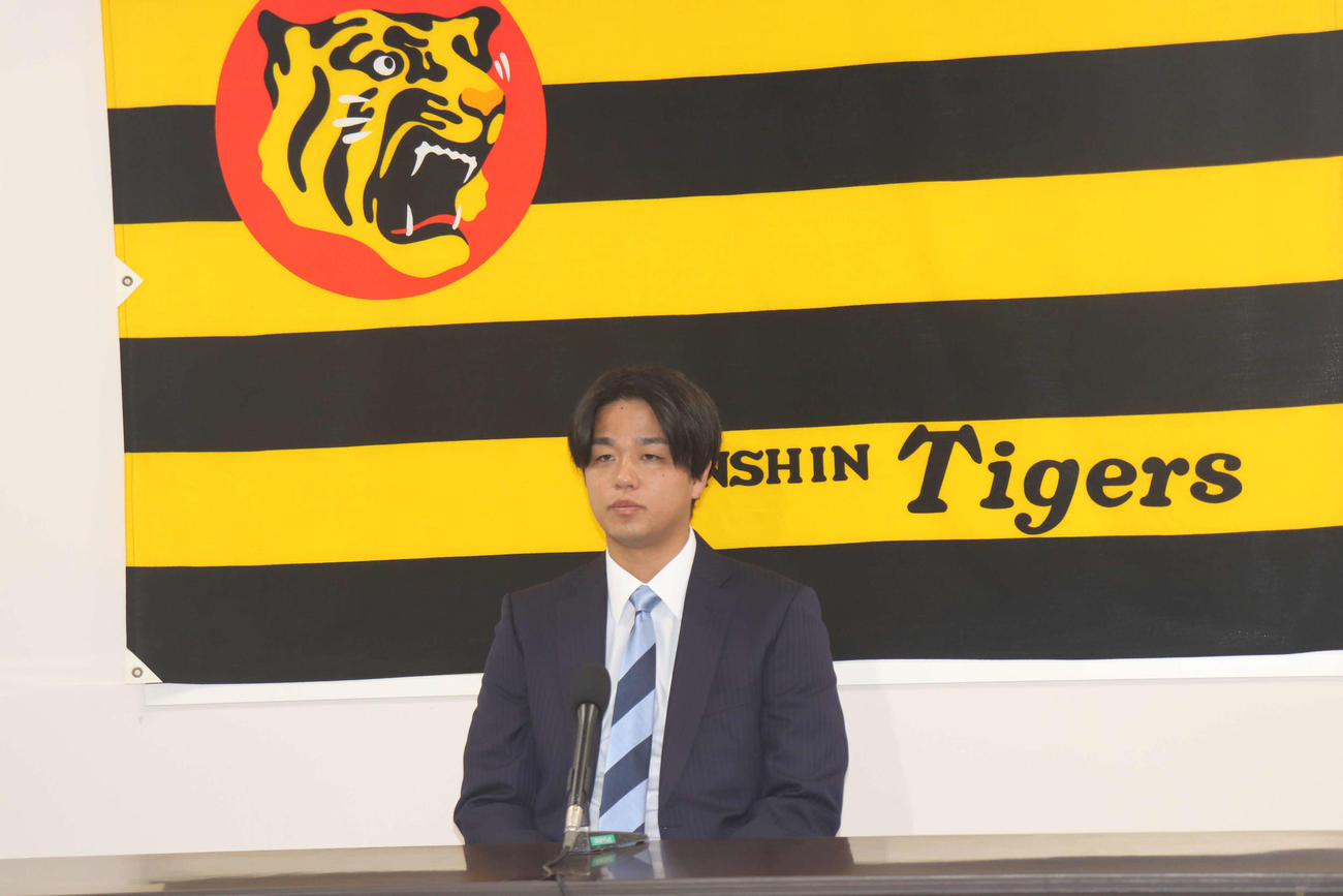 契約交渉に臨んだ阪神高橋