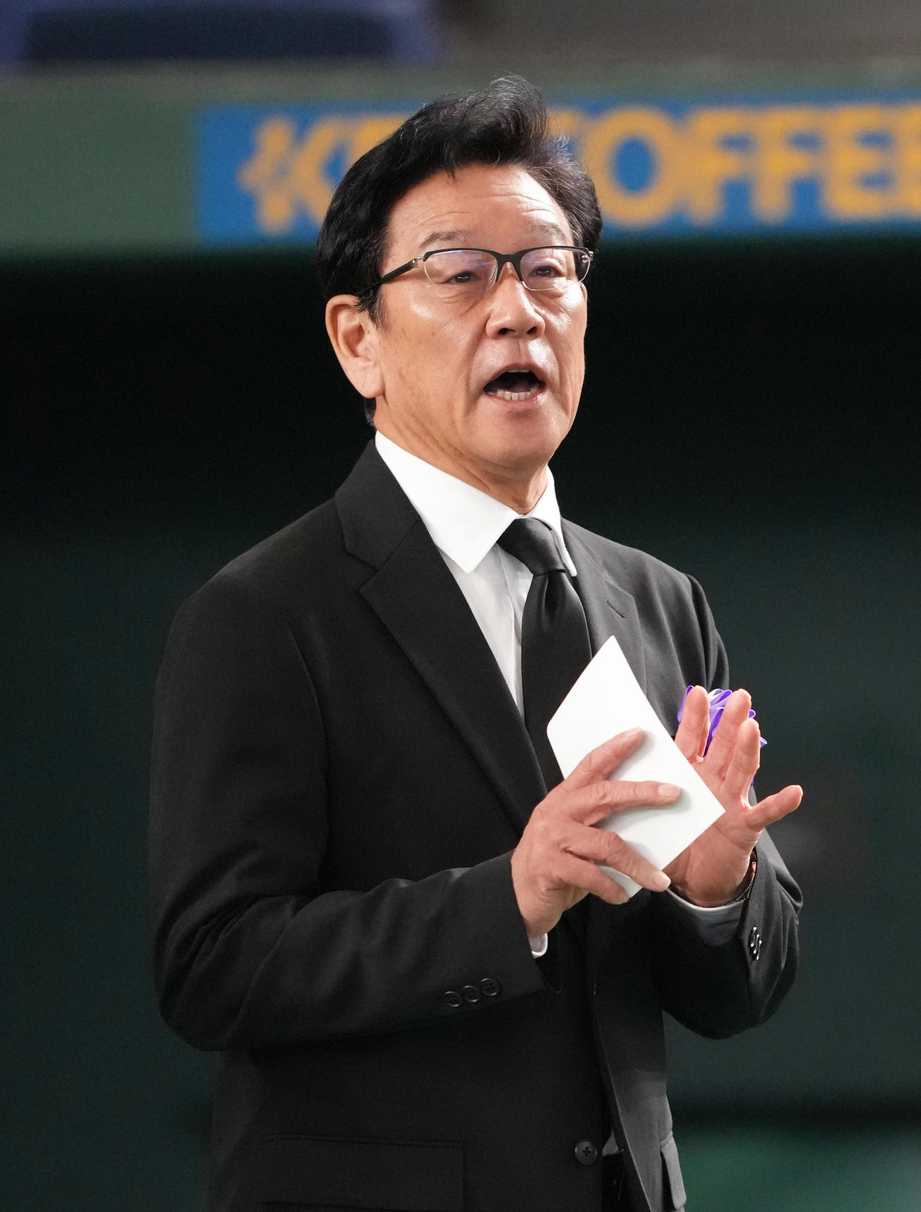参列した栗山氏（撮影・足立雅史）
