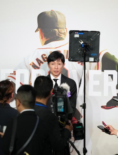 長嶋茂雄お別れの会】掛布雅之氏、電話越しの素振りに響いたひと言