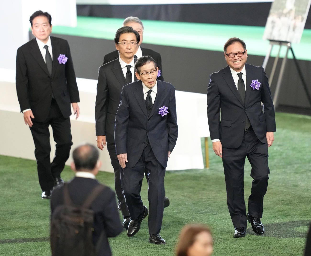 参列した萩本欽一（中央）（撮影・足立雅史）
