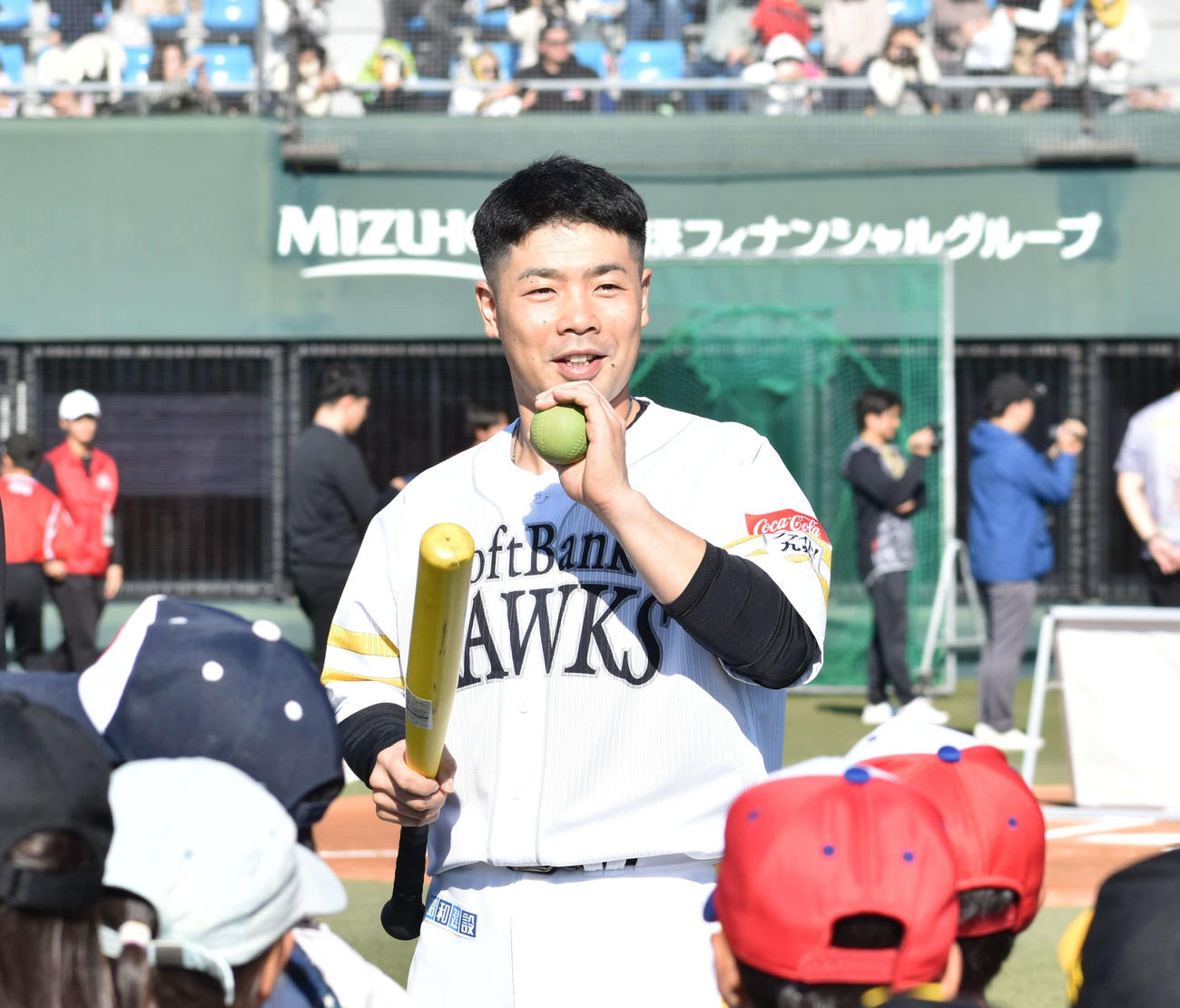 質問コーナーで質問に答える近藤（撮影・只松憲）