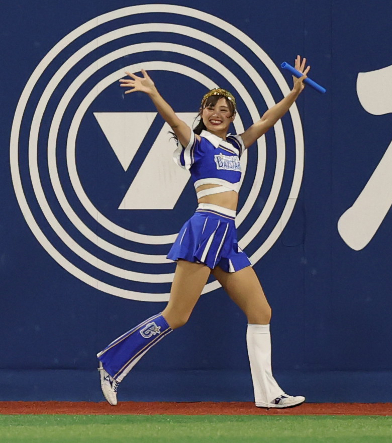 ハマスタバトルで勝利し喜ぶdianaのAki（2025年8月20日撮影）