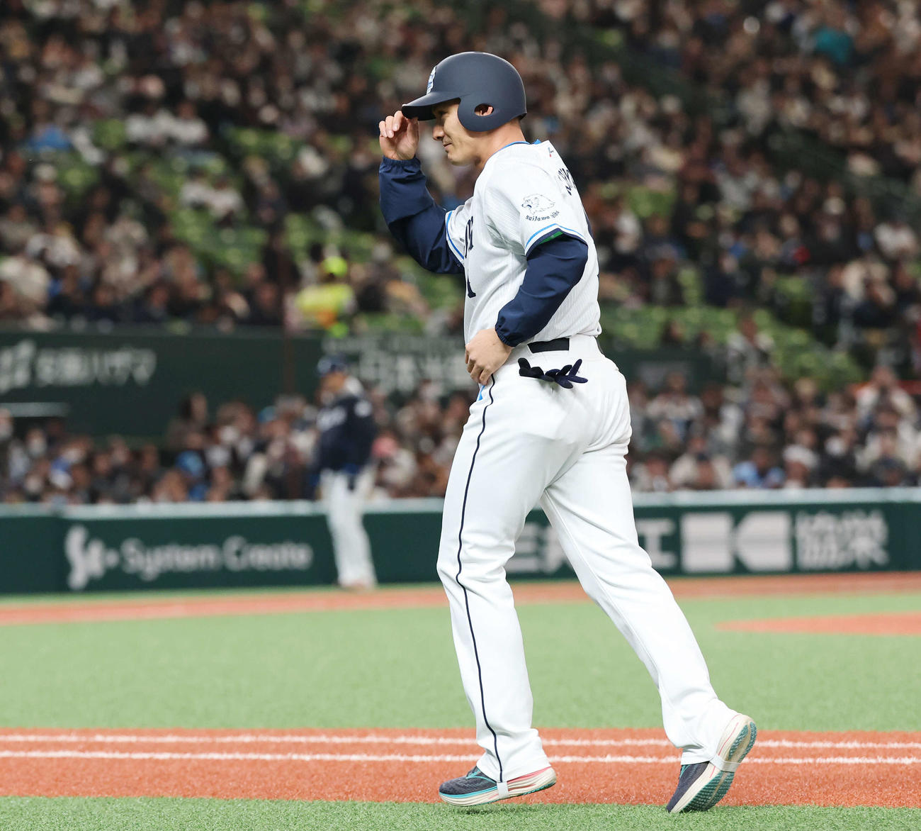 西武】中村剛也がファン感謝デーの野球対決で2倍走る 栗山巧も登場し大