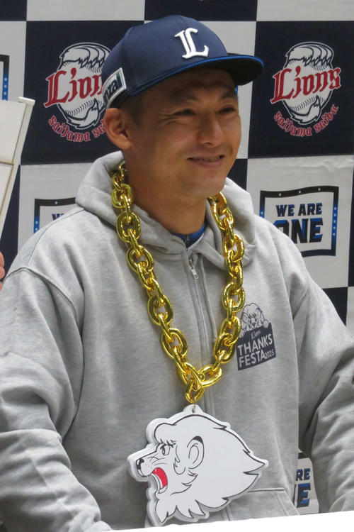 西武栗山巧が25年目来季限り引退、異例の1年前決断 ミスターレオ感謝