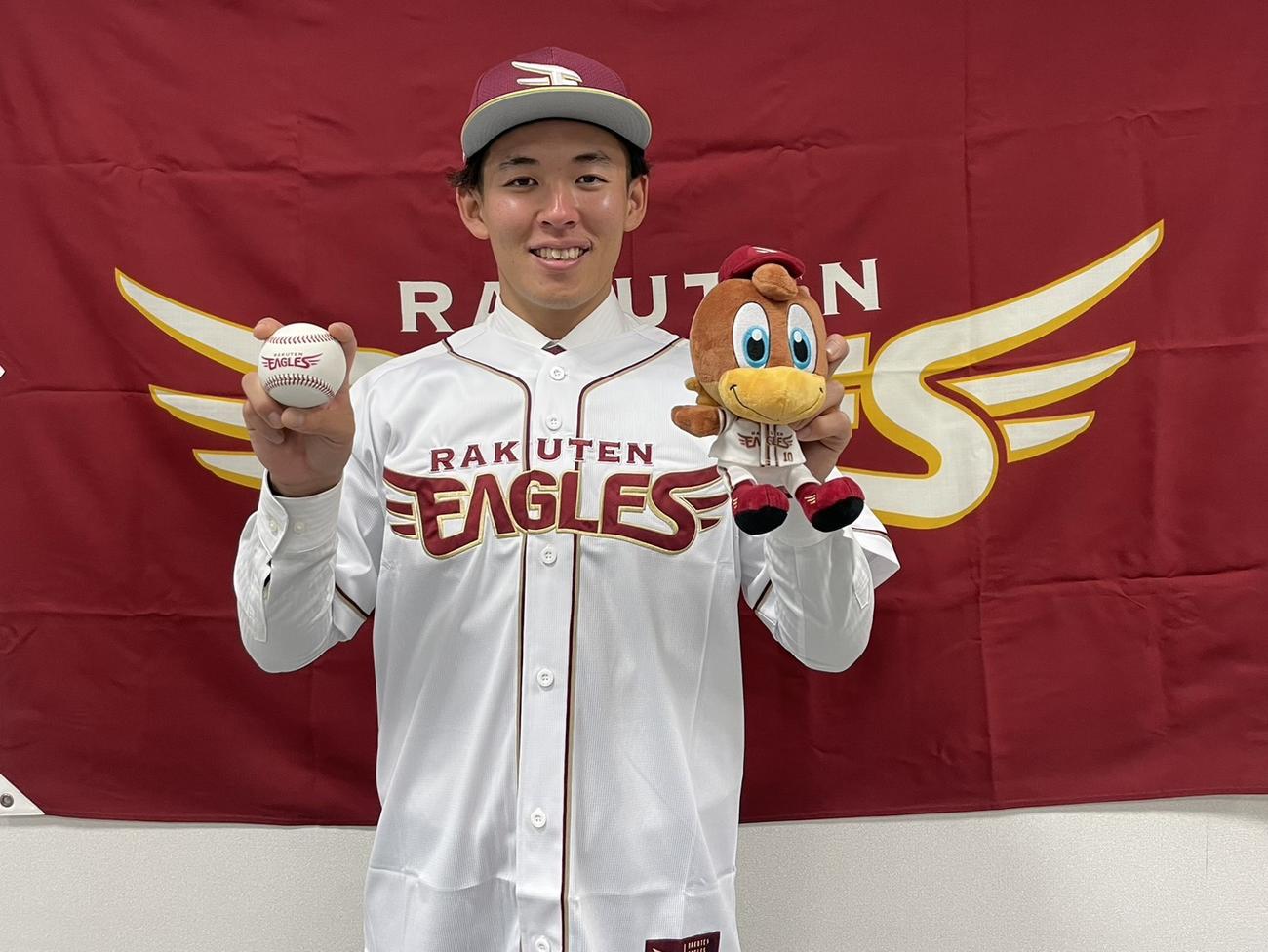 契約合意したドラフト6位の王子・九谷（楽天野球団提供）