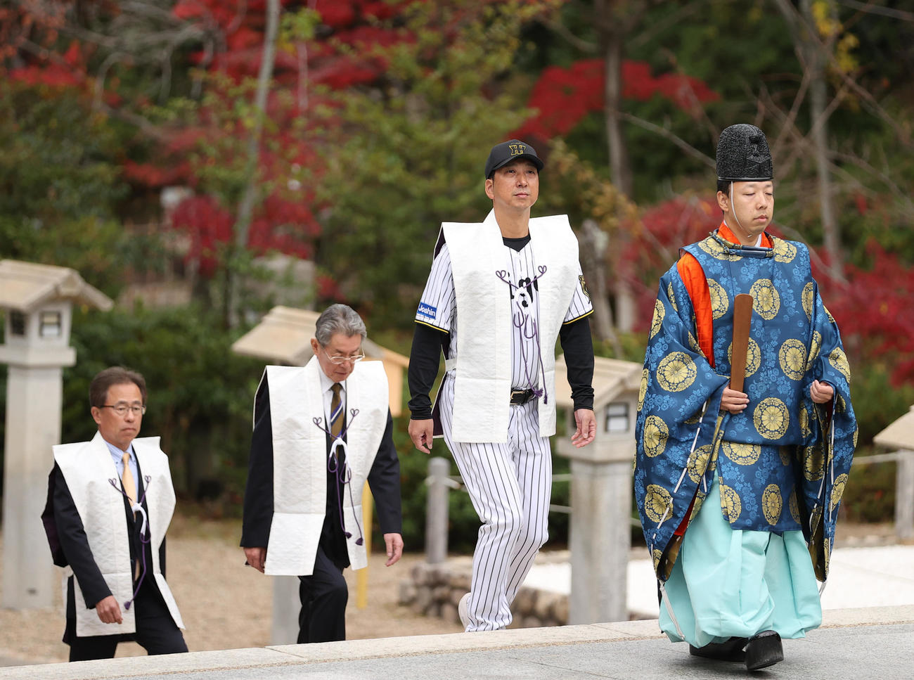 廣田神社にお礼参りする阪神藤川監督（撮影・上山淳一）