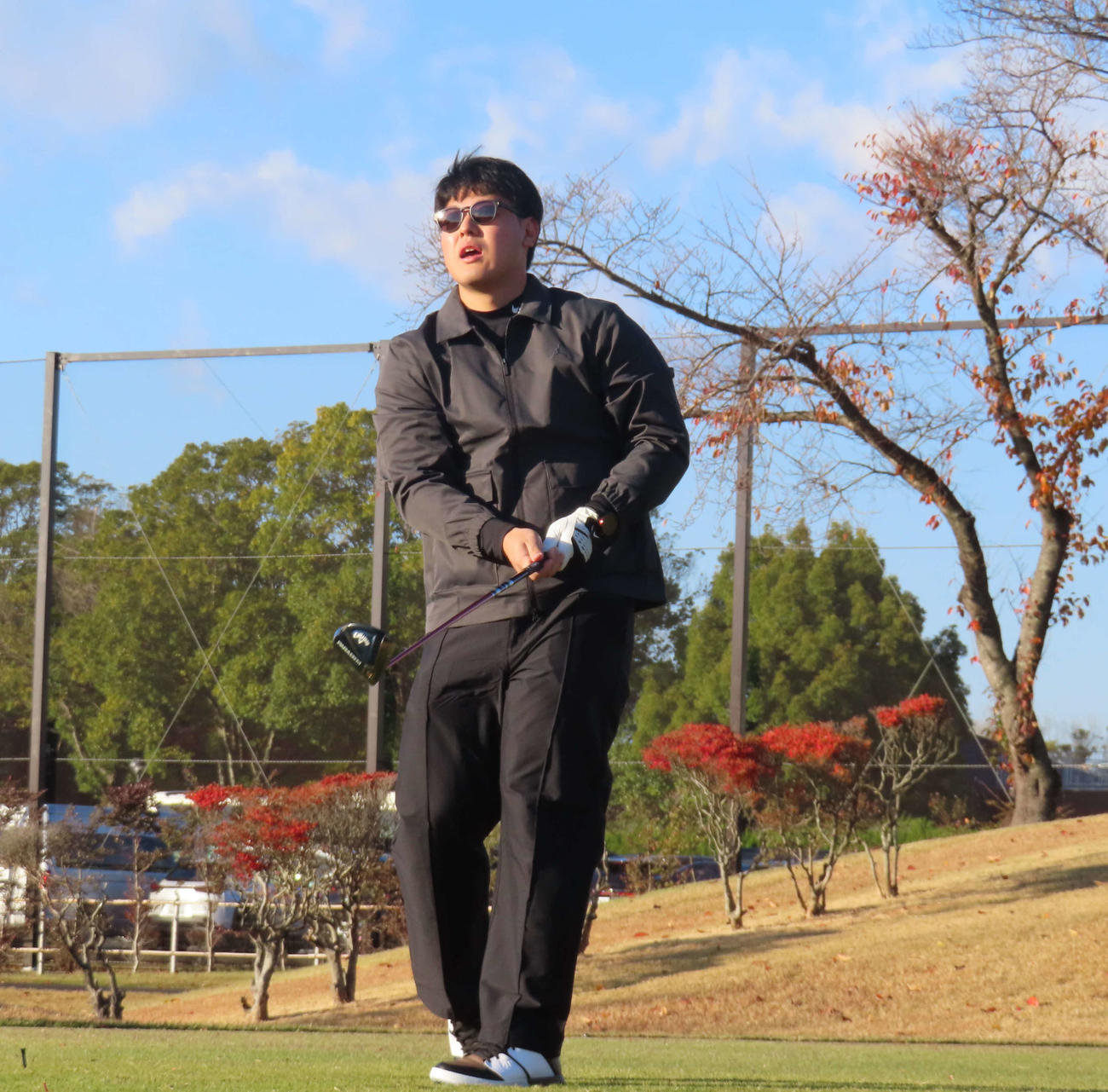 納会ゴルフに参加した巨人岡本（撮影・水谷京裕）