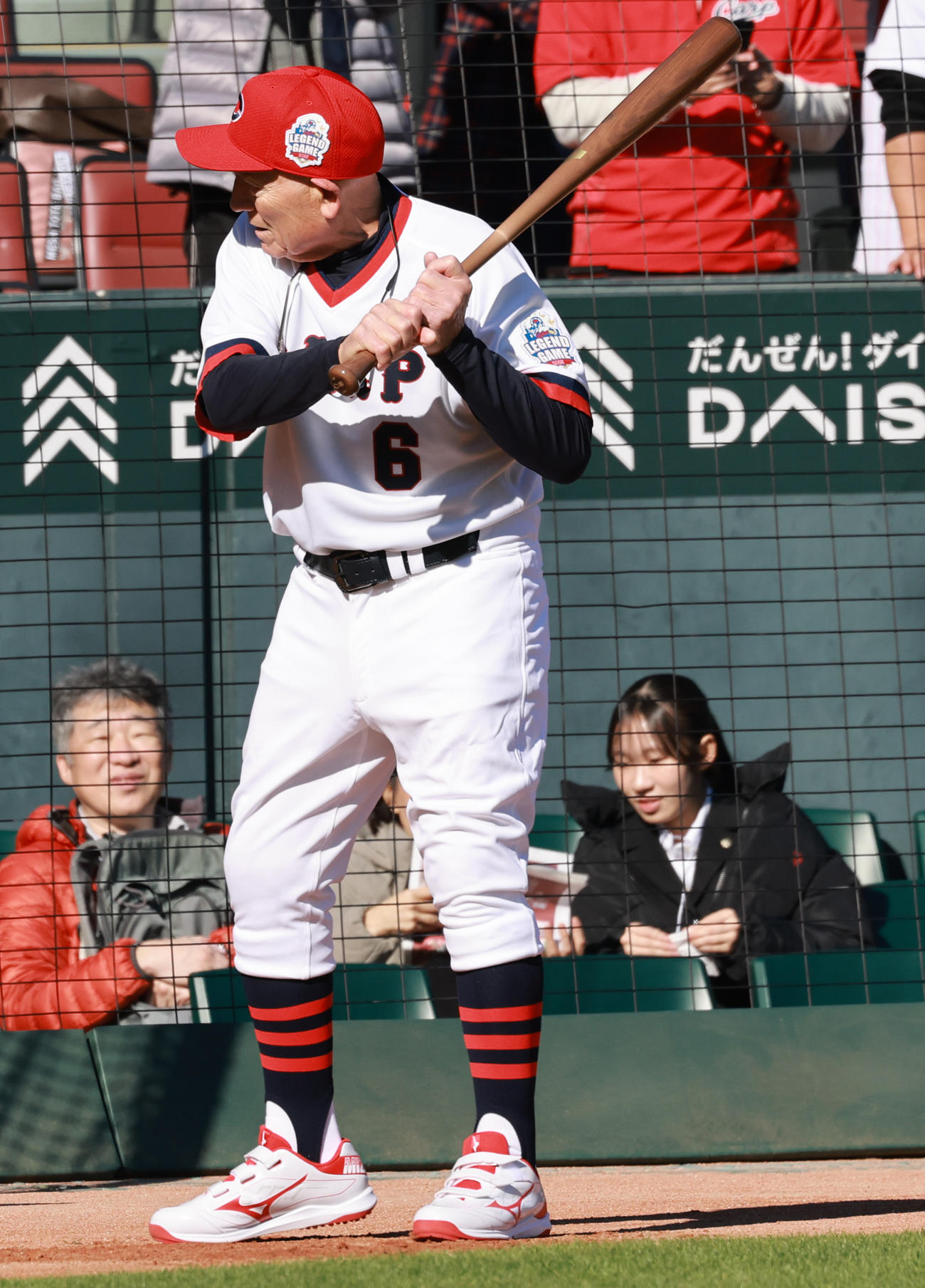 試合前にティー打撃を行うホプキンス（撮影・野上伸悟）