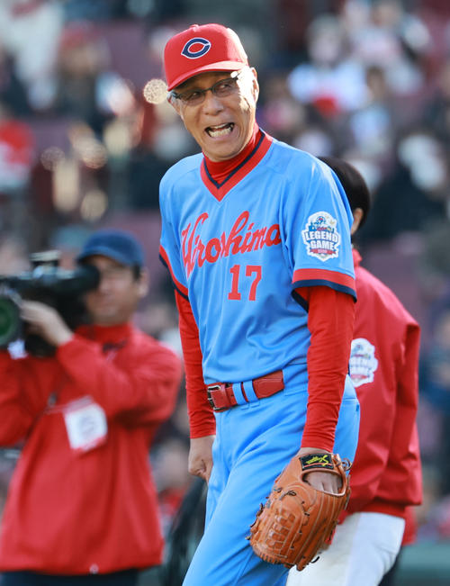 広島のレジェンドゲームに出場した山根氏（撮影・野上伸悟）