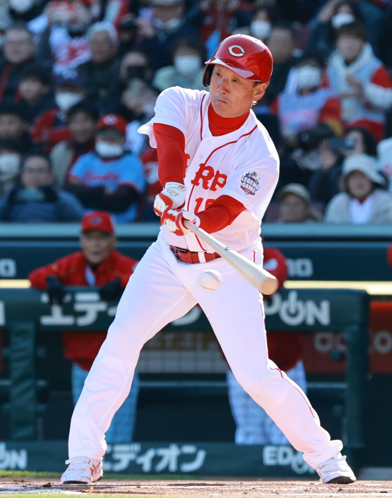 広島のレジェンドゲームに出場した金本氏（撮影・野上伸悟）