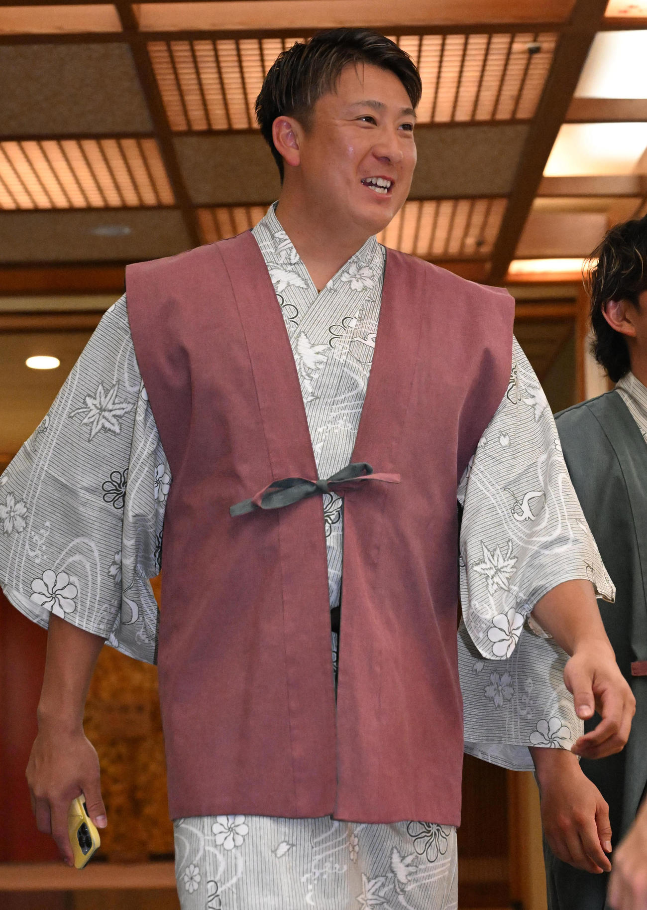 選手会納会に参加する杉本（撮影・石井愛子）