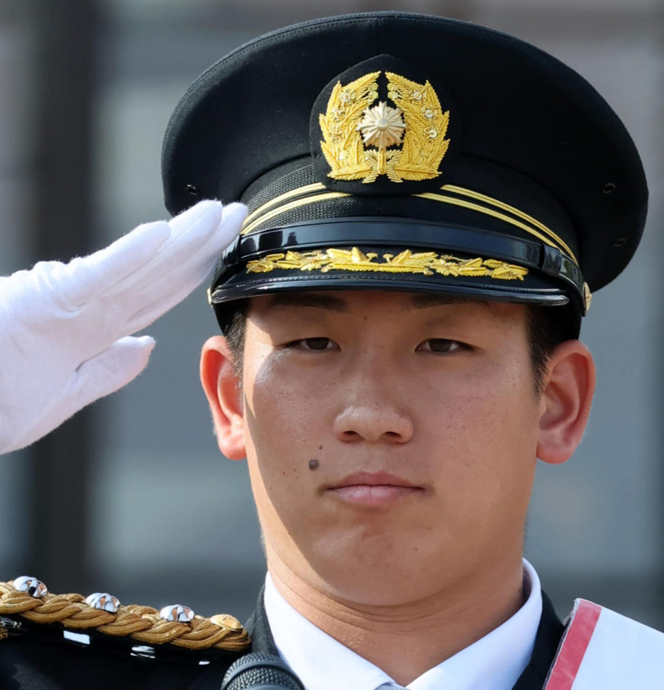甲子園警察一日署長を委嘱された伊原（撮影・加藤哉）