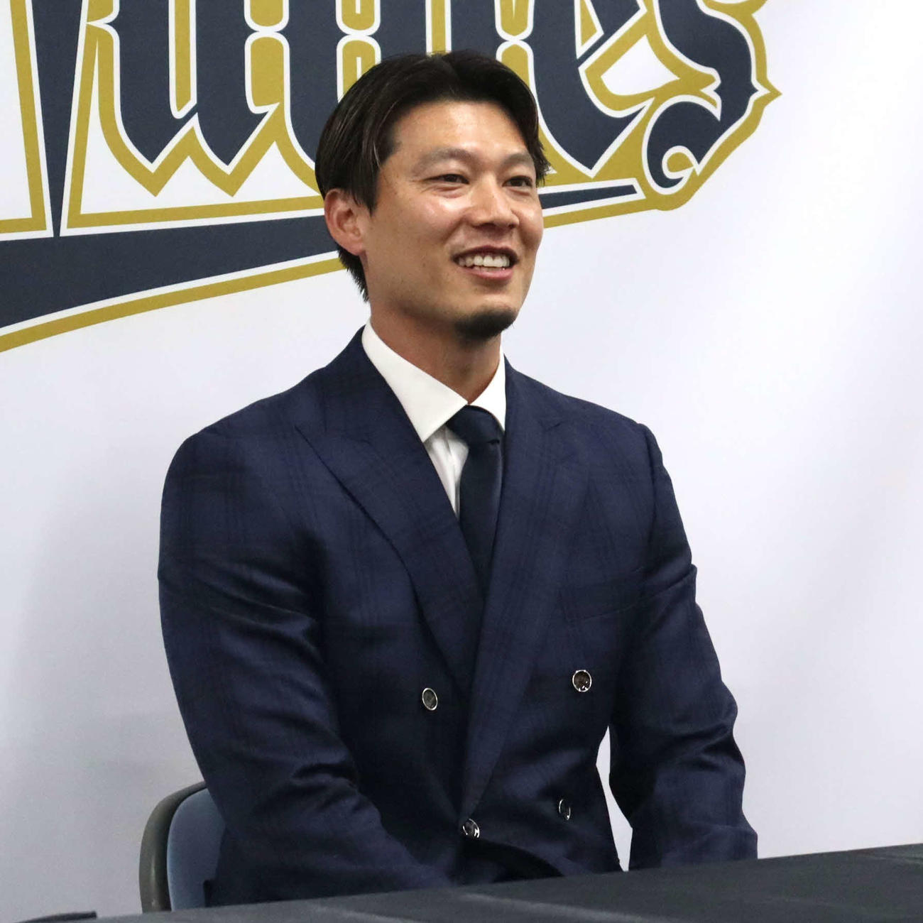 契約更改を終えたオリックス岩崎（撮影・村松万里子）